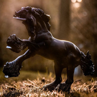 Breyer Traditional Obsidian Unicorn Stallion Rearing in forest