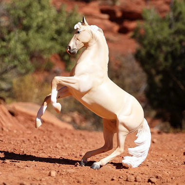 Breyer | Cloud: 30th Anniversary Edition