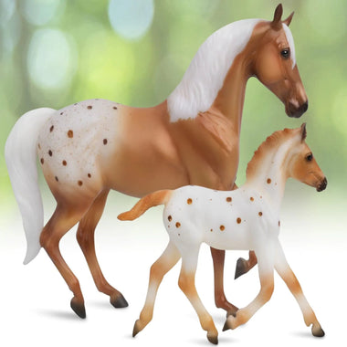 Breyer Freedom Series Effortless Grace Duo on blurred green background