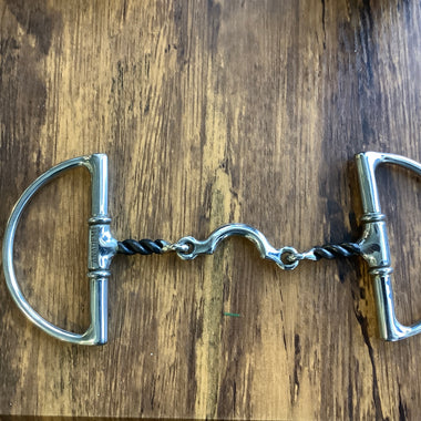 Sweet Iron Wire Segunda Dee Ring